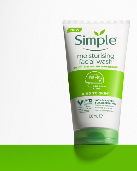 SIMPLE MOISTURISING FACIAL WASH 150ML