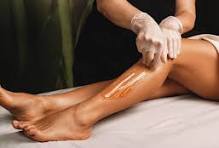 WAXING HALF LEGS